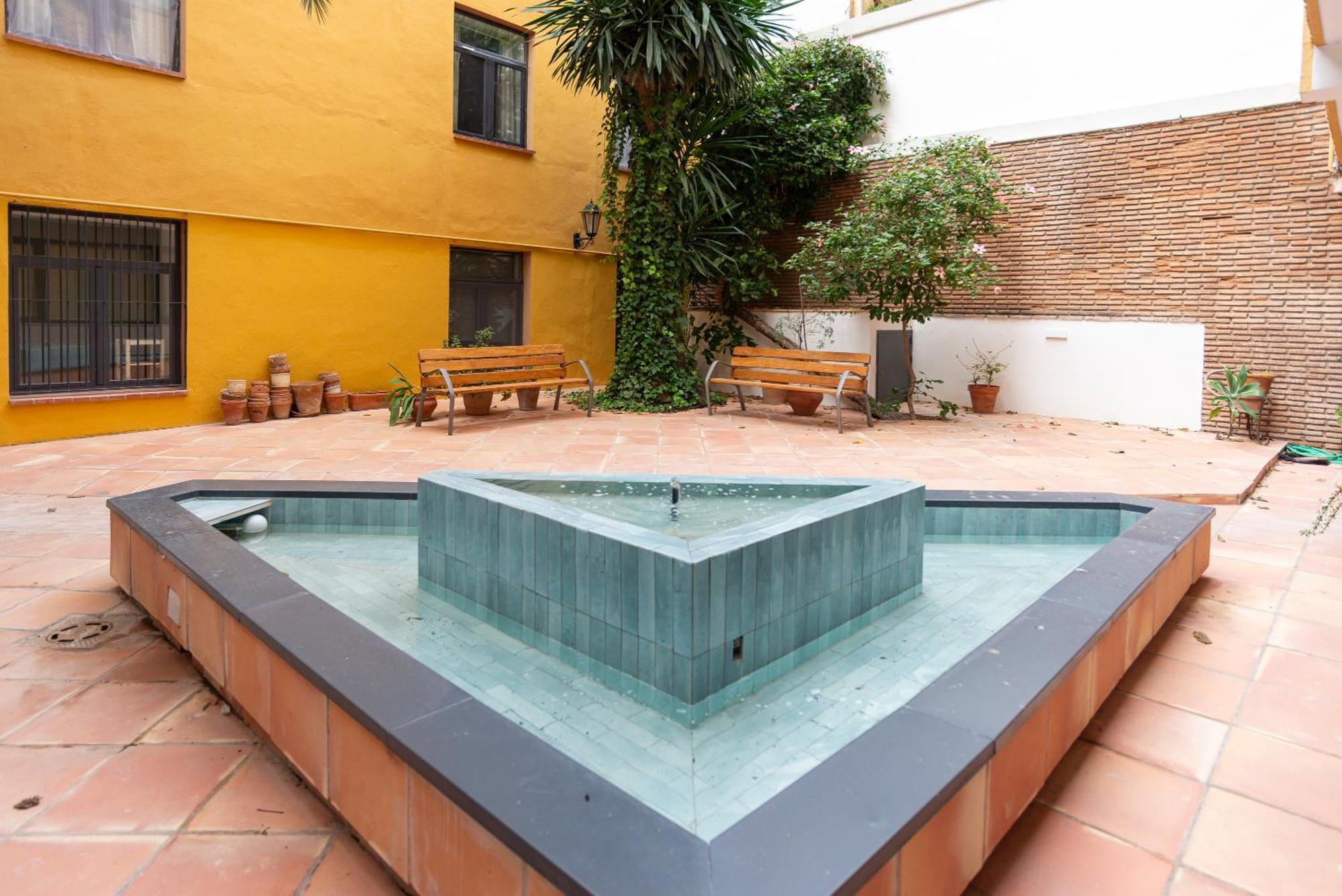 Apartment Andres Perez & Quiet Courtyard By Ele Málaga